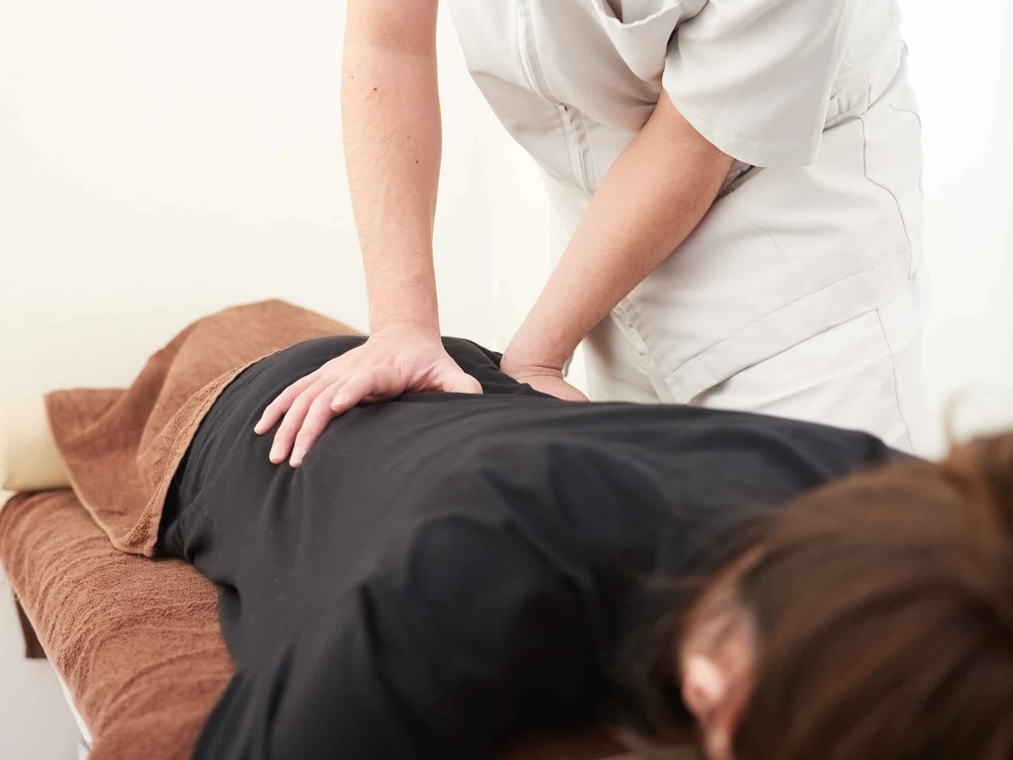 Chiropractic care for spinal, hip and shoulder pain